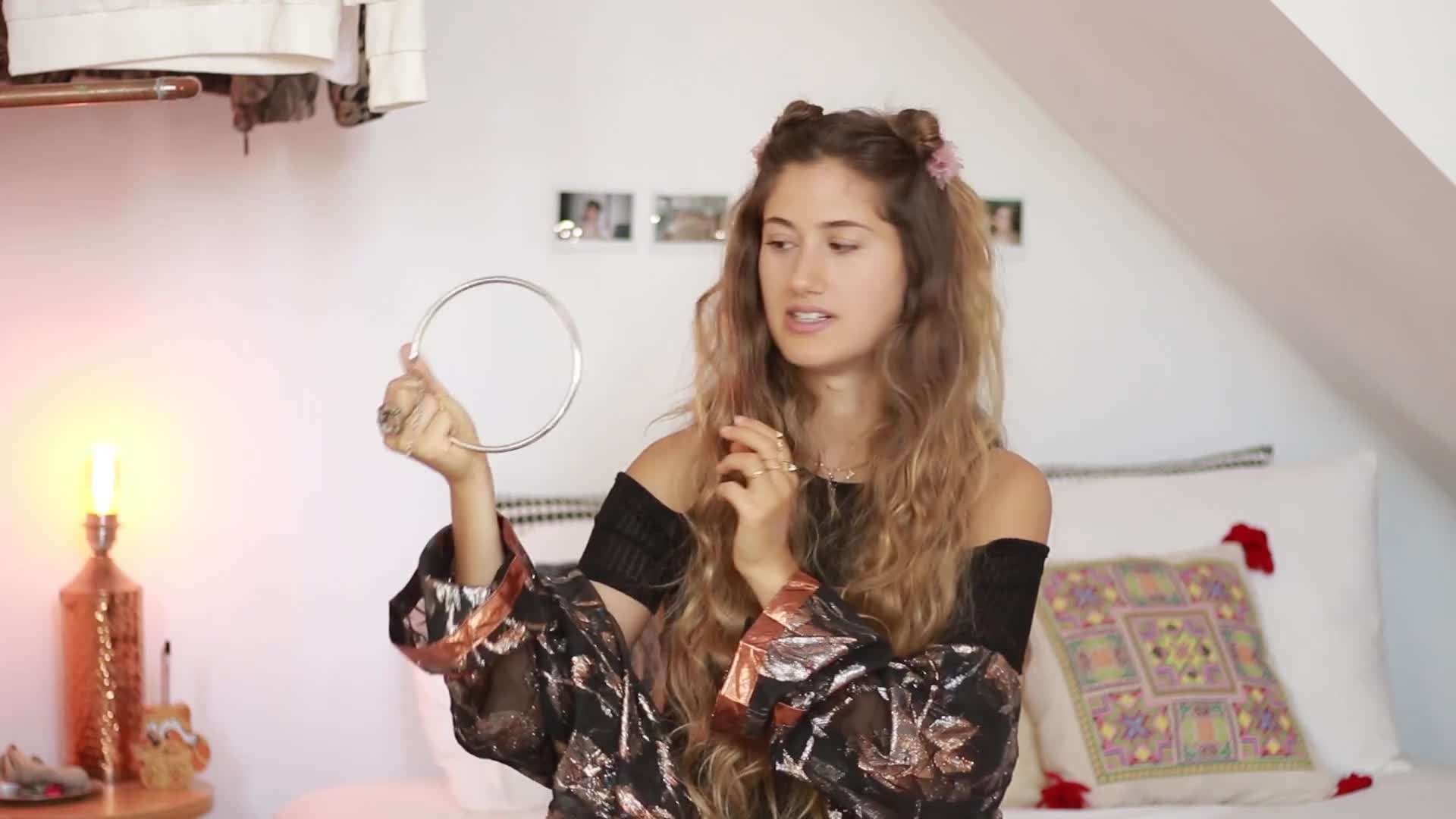 Rihanna's casual street style outfit