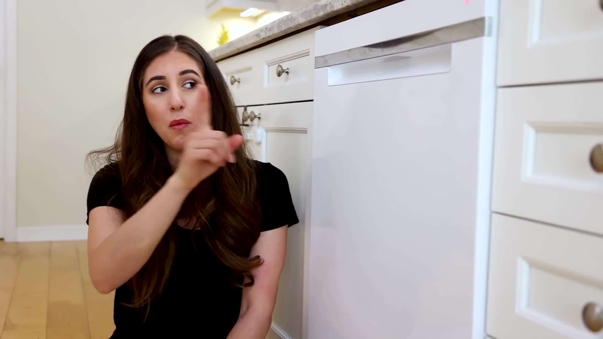 Cleaning the Showerhead