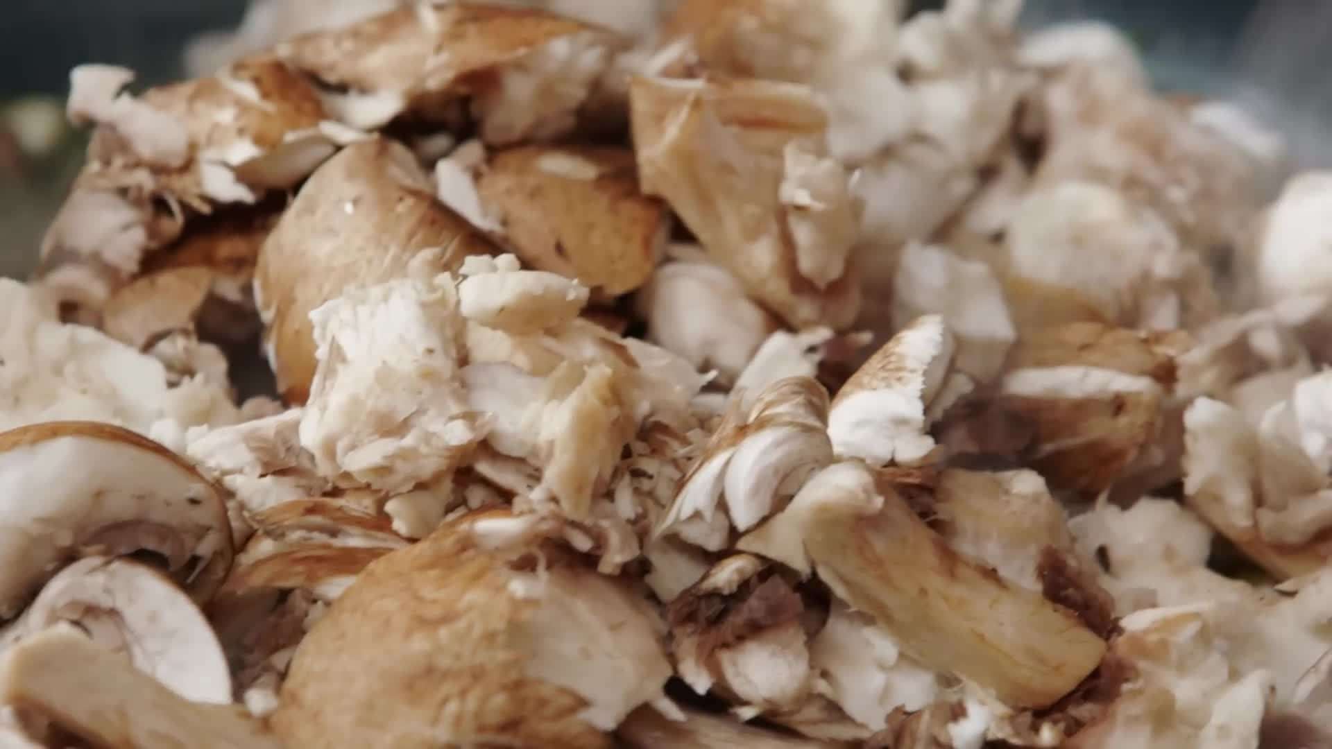 Jamie Oliver showing the ingredients for the vegan shepherd's pie