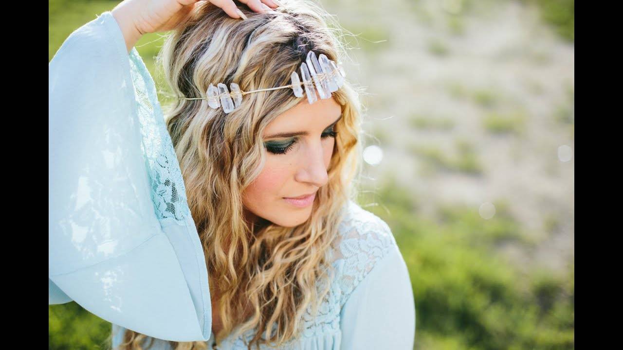 DIY Crystal Crown: A Sparkling Spring Hair Accessory