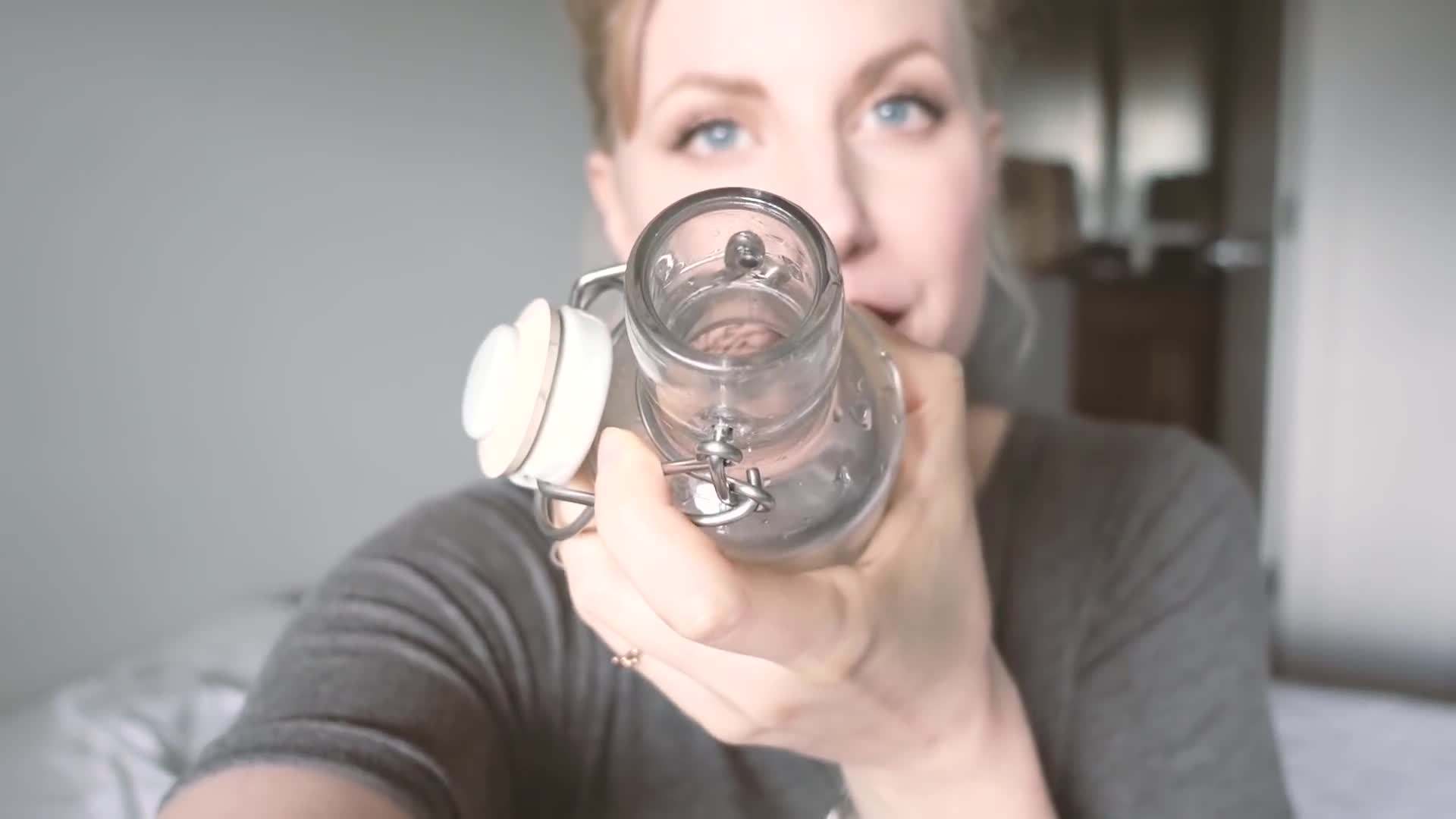 Comparing the Longevity of Natural Liquid Lipsticks