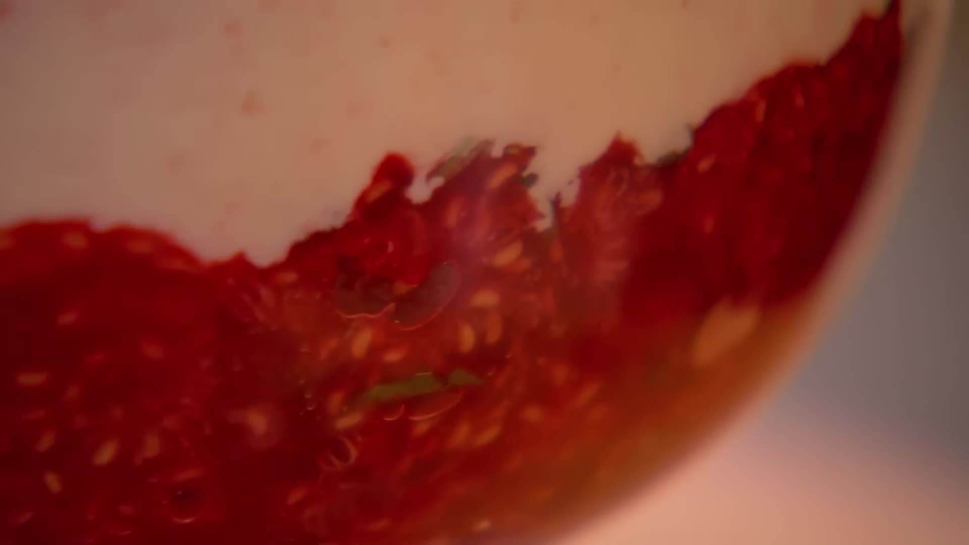 Gordon Ramsay garnishing a flavorful vegetarian stir-fry