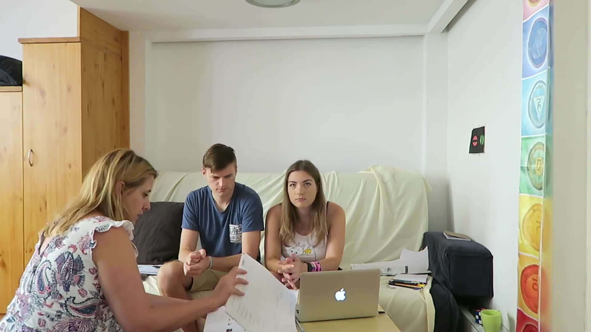 Hungarian Sentence Structure