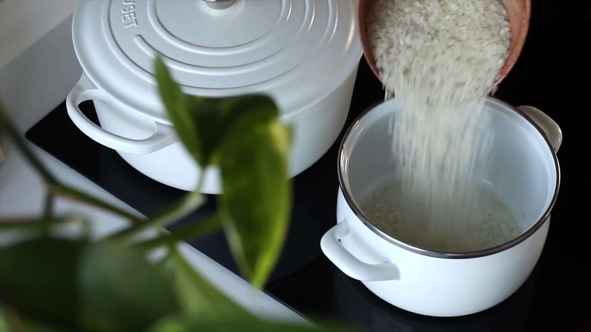 Vegan Pancakes with Fresh Fruits