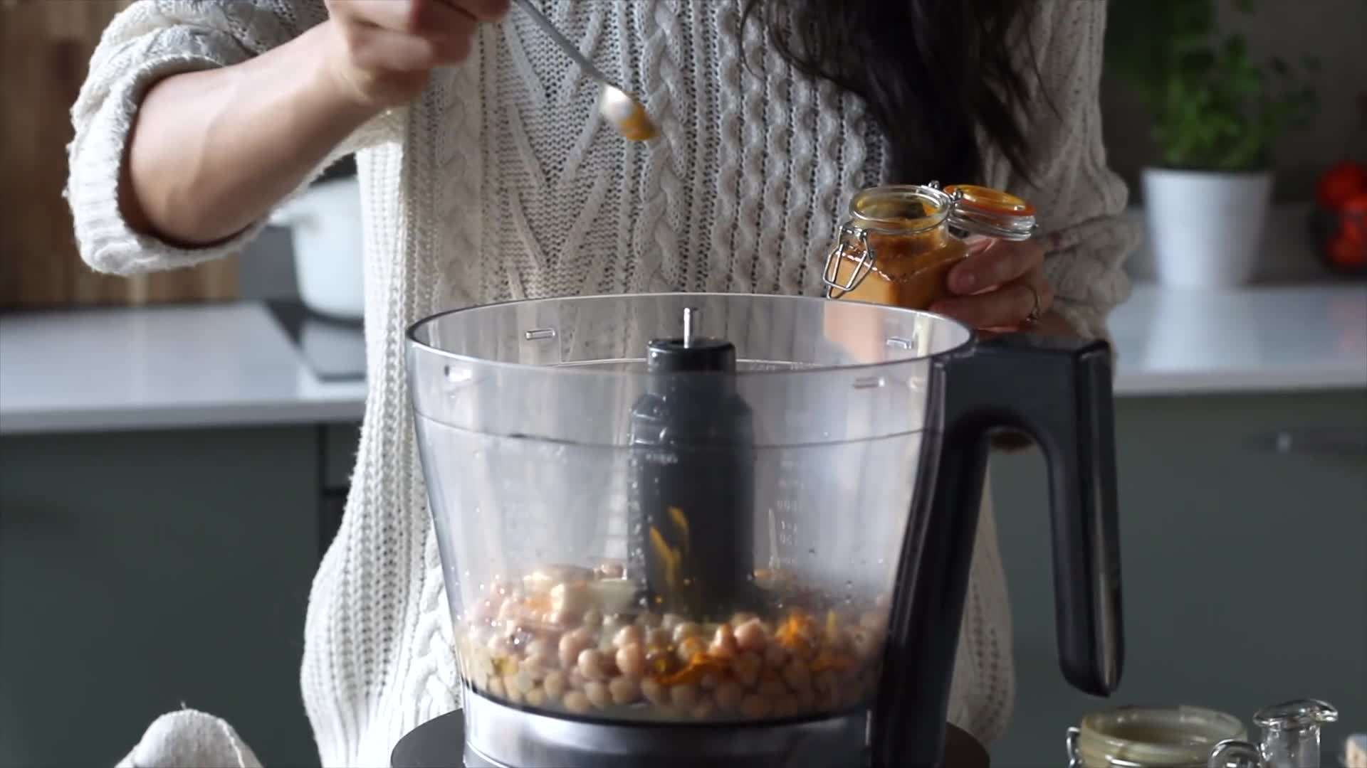 Roasted Red Pepper Hummus on Toasted Bread