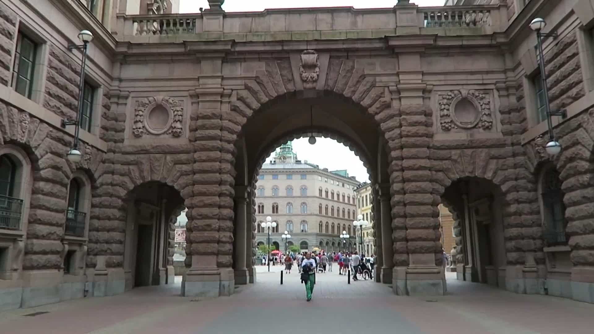 Delicious Hungarian goulash with paprika-infused broth