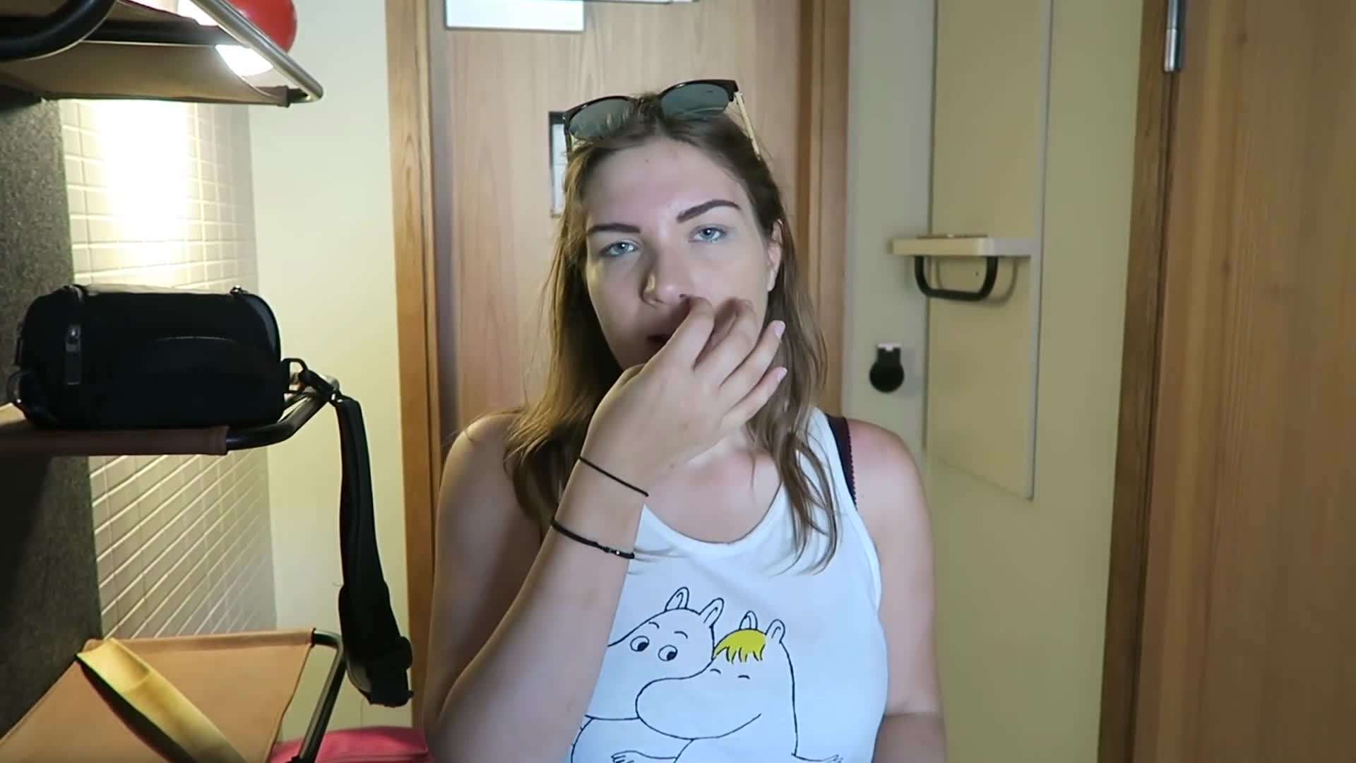 Indulge in the irresistible kürtőskalács, a Hungarian pastry delicacy