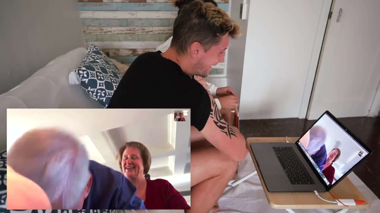 Traditional hula dancers at a Hawaiian luau