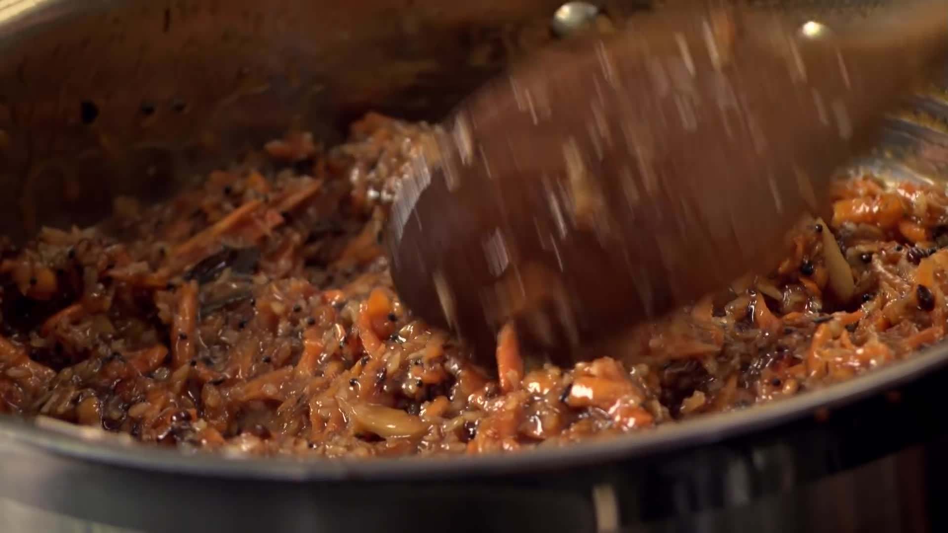 Assembling the prawn roll