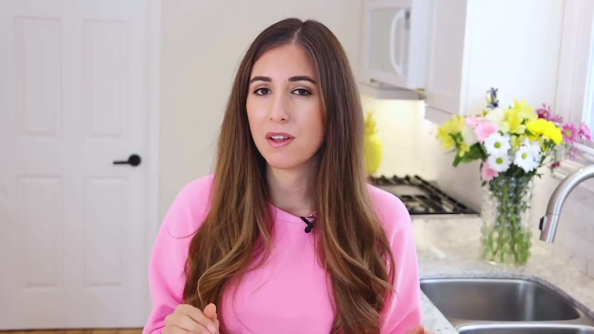 Deodorizing Shoes with Baking Soda