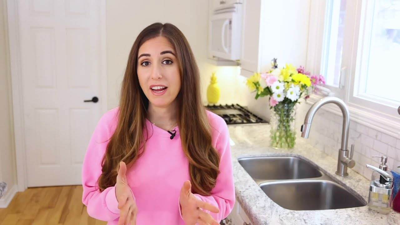 10 Baking Soda Cleaning Hacks That Will Blow Your Mind!