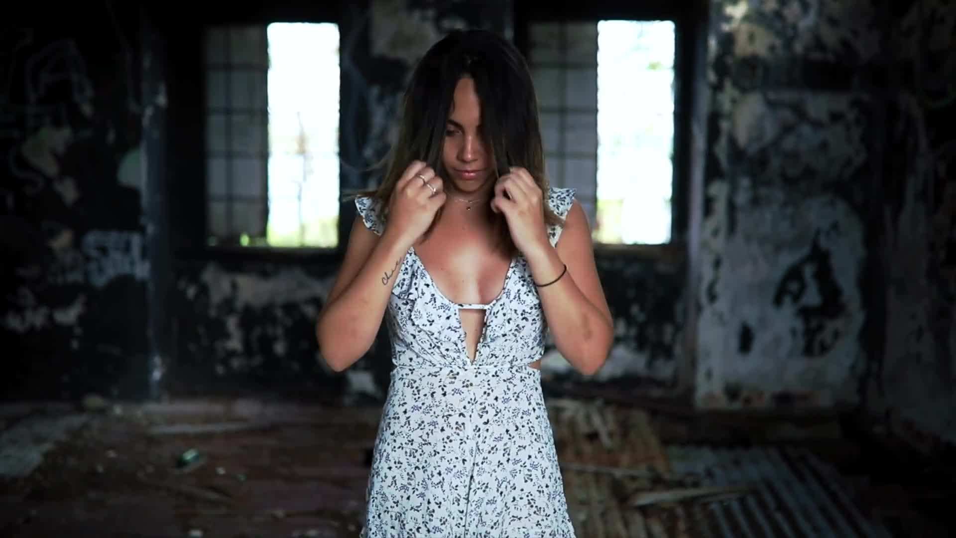 Enjoying a plastic-free beach day in the Caribbean