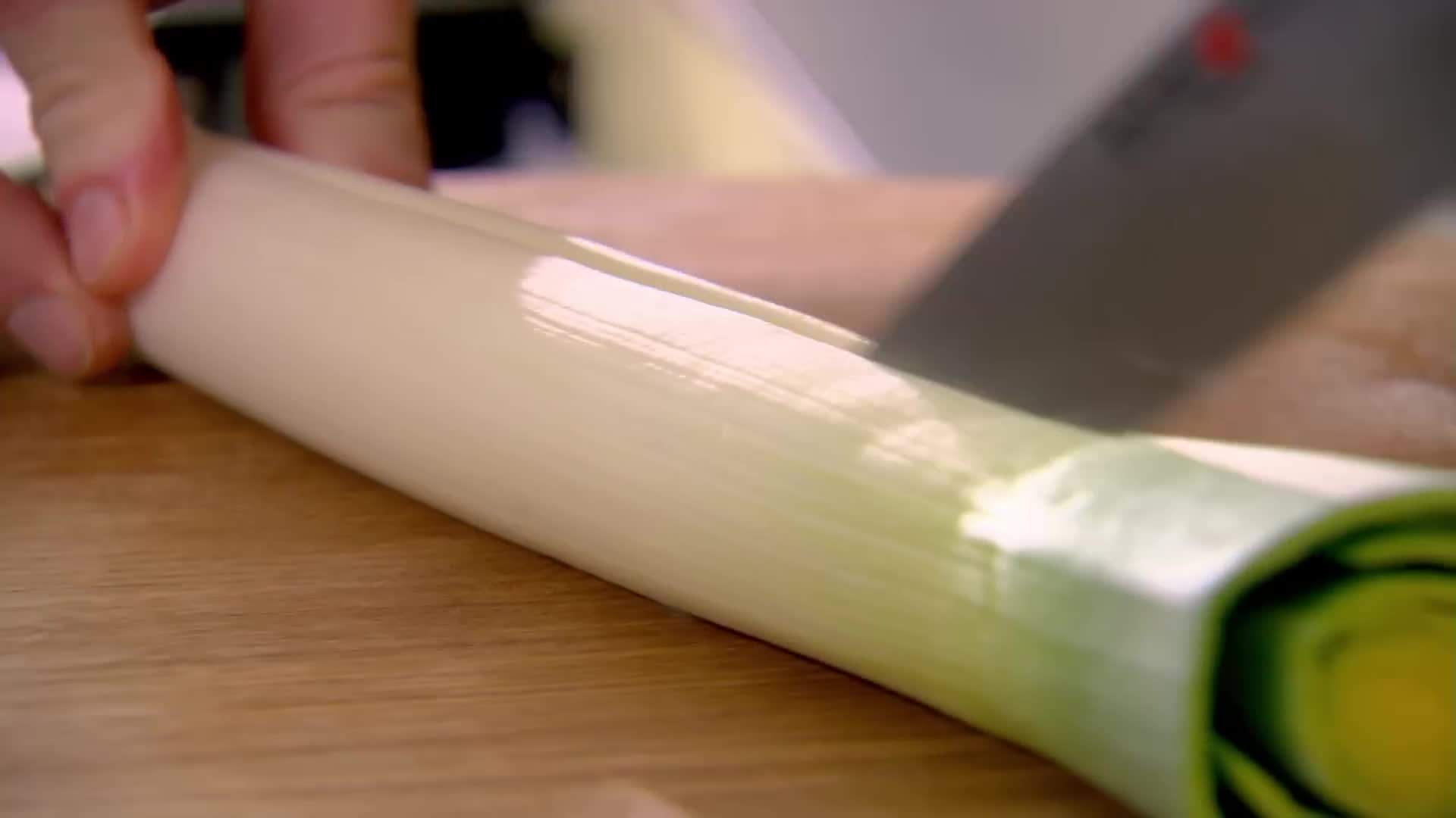 Frying the smoky bacon