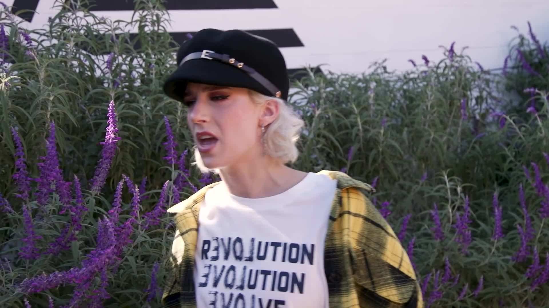 Illustration of a toxic Twitter conversation