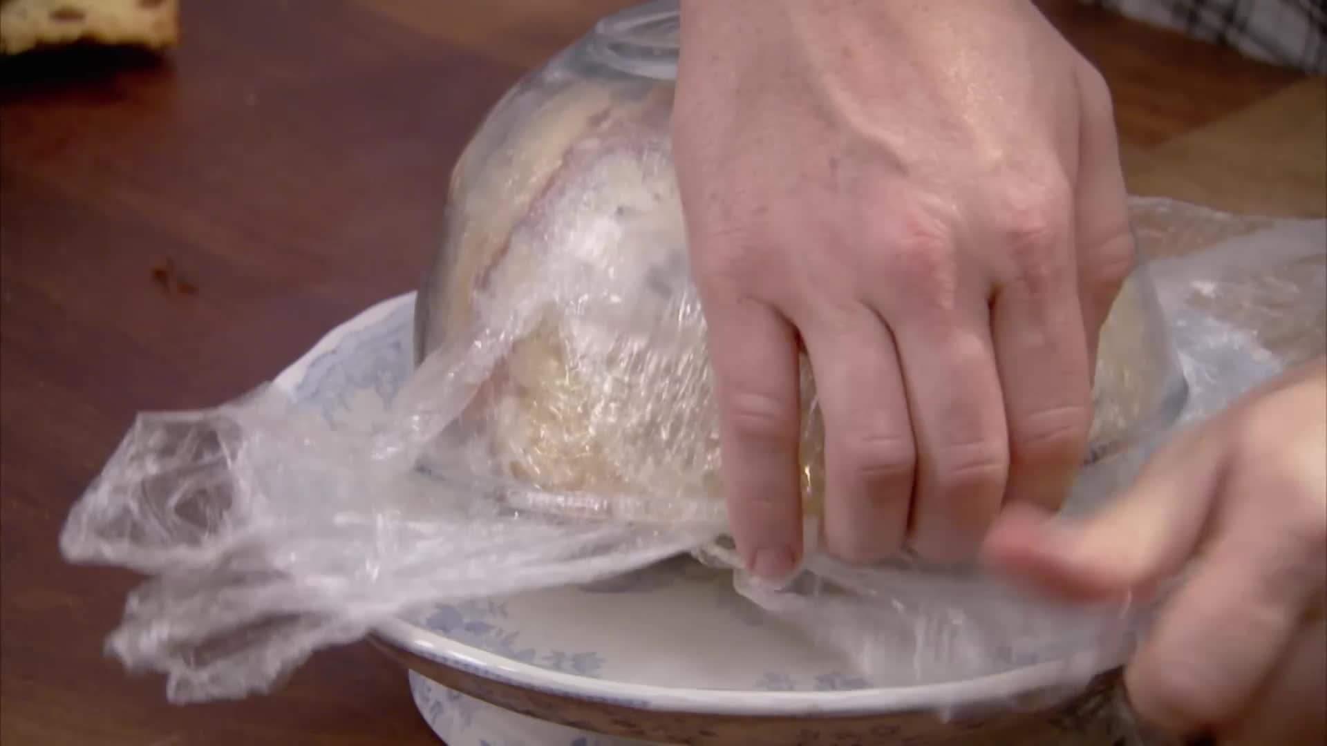 Spiced blueberry and apple crumble