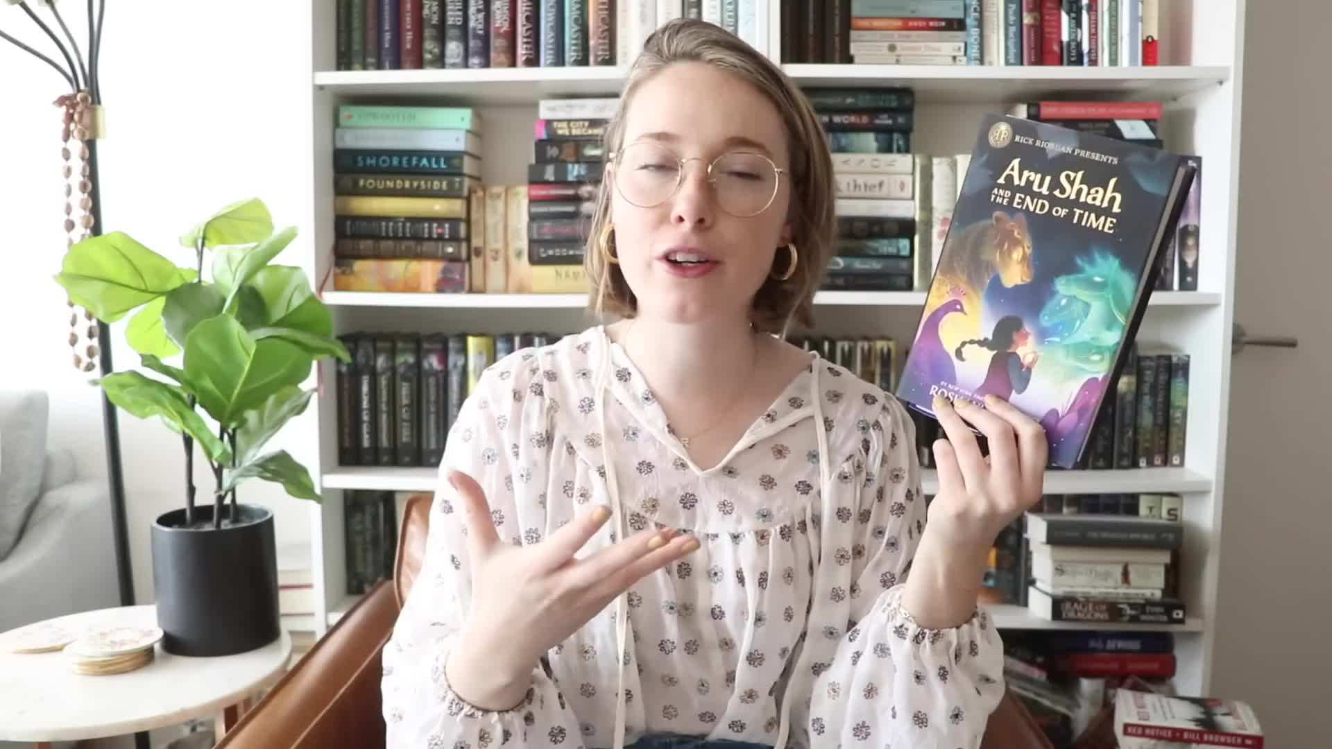 Eleanor Oliphant Is Completely Fine Book Cover