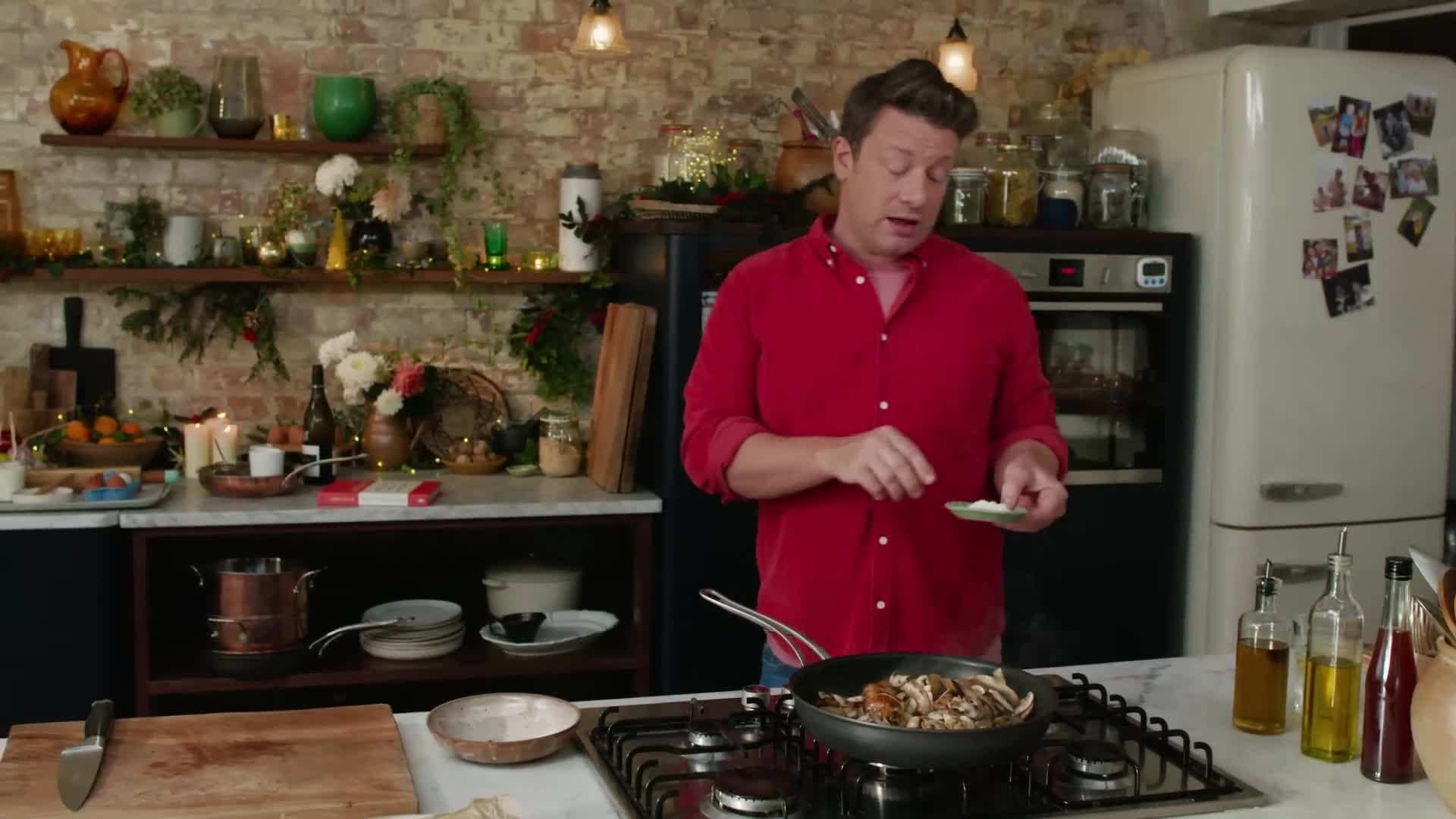 Fresh thyme and garlic