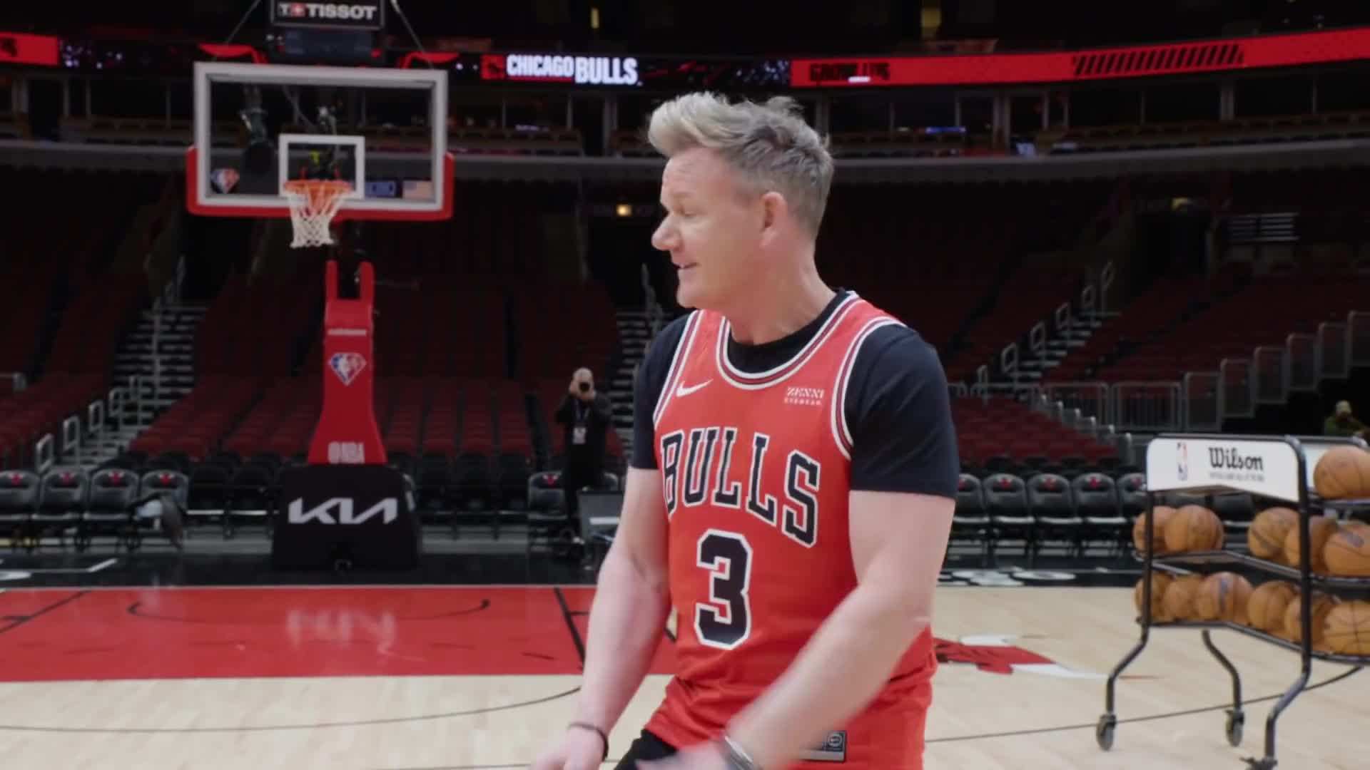 Exploring Chicago's Deep-Dish Pizza