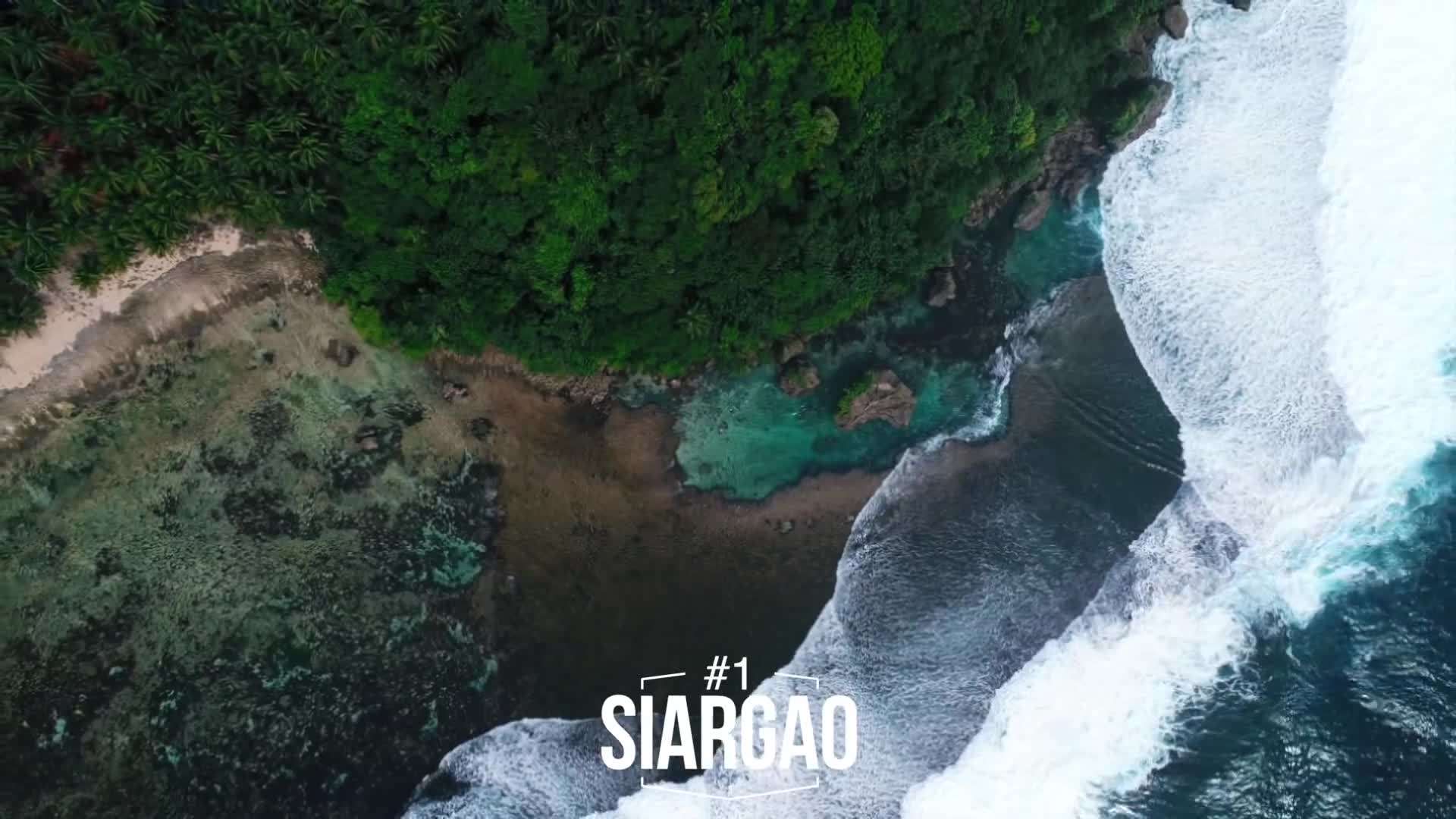 Turquoise waters of El Nido