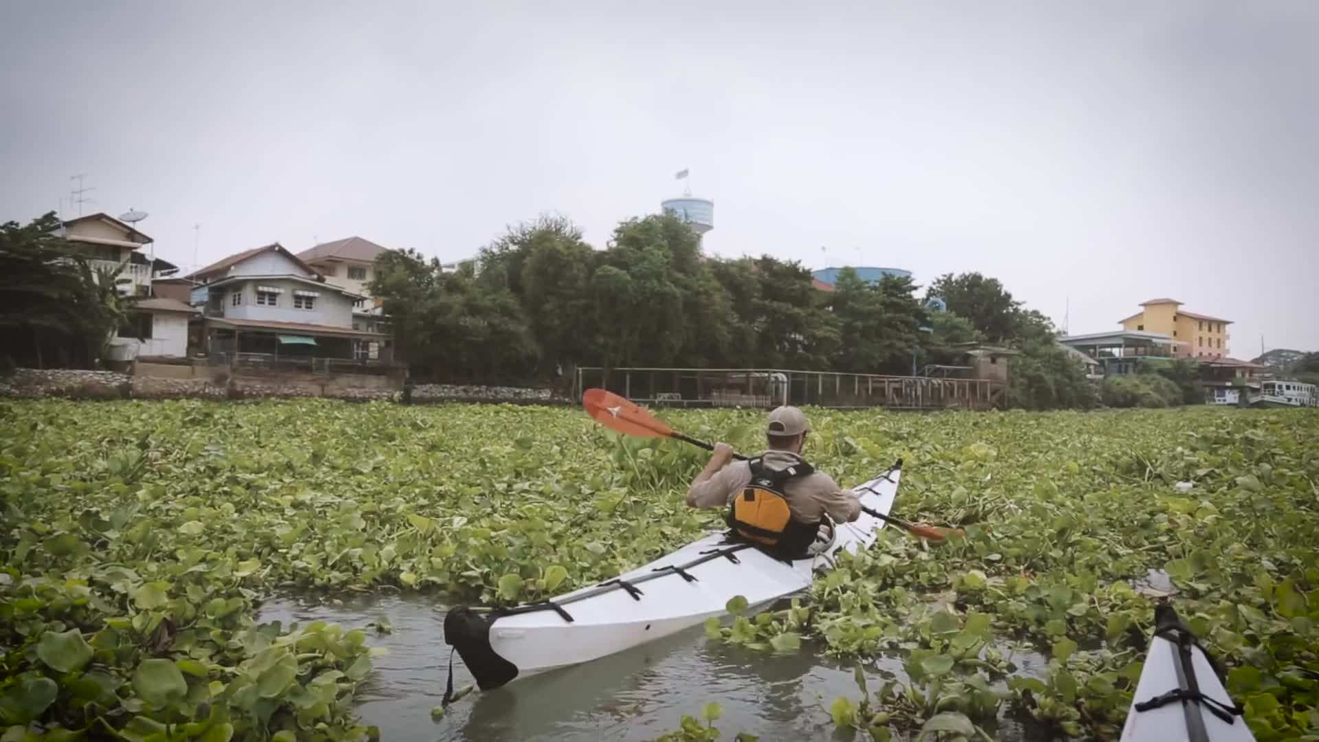 Colorful boats at Damnoen Saduak floating market