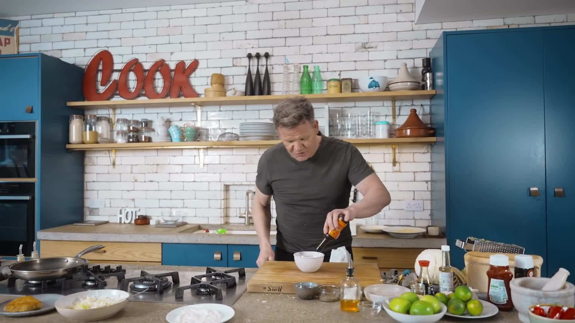 Assembling the Tuna Katsu Sandwich