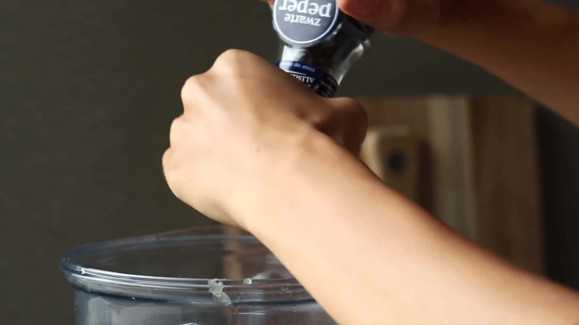 Green smoothie in a travel cup