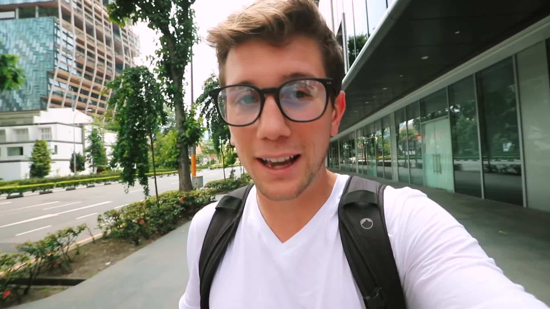 Chinatown - Sri Mariamman Temple