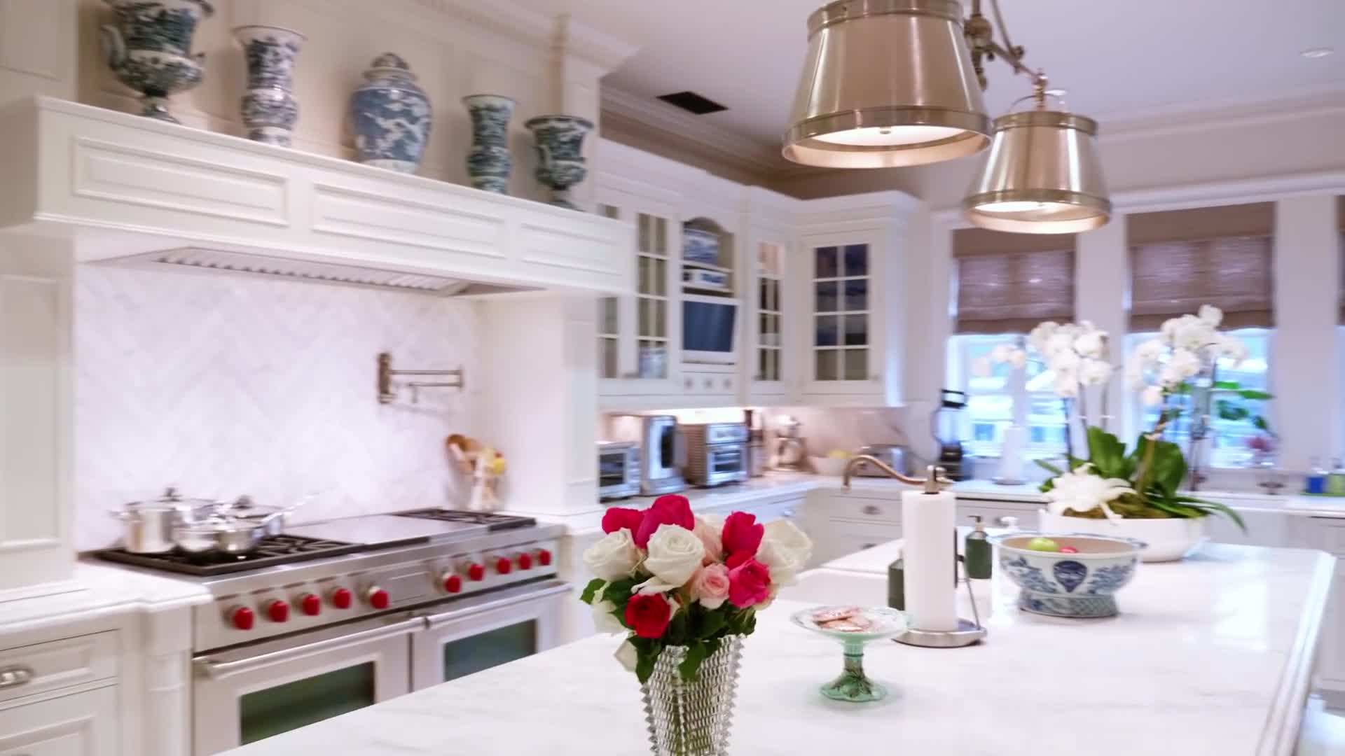 The festive kitchen accessories