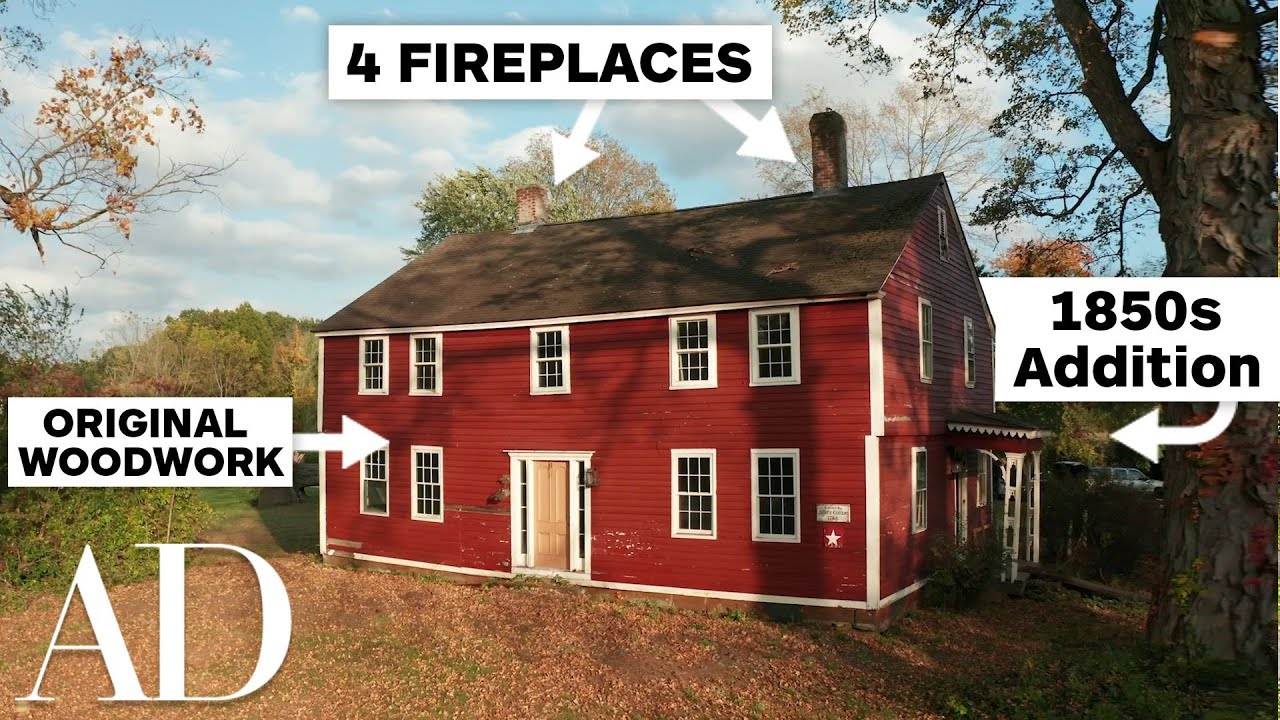 Touring An Abandoned Colonial Home From The 1700's Ready For Renovation