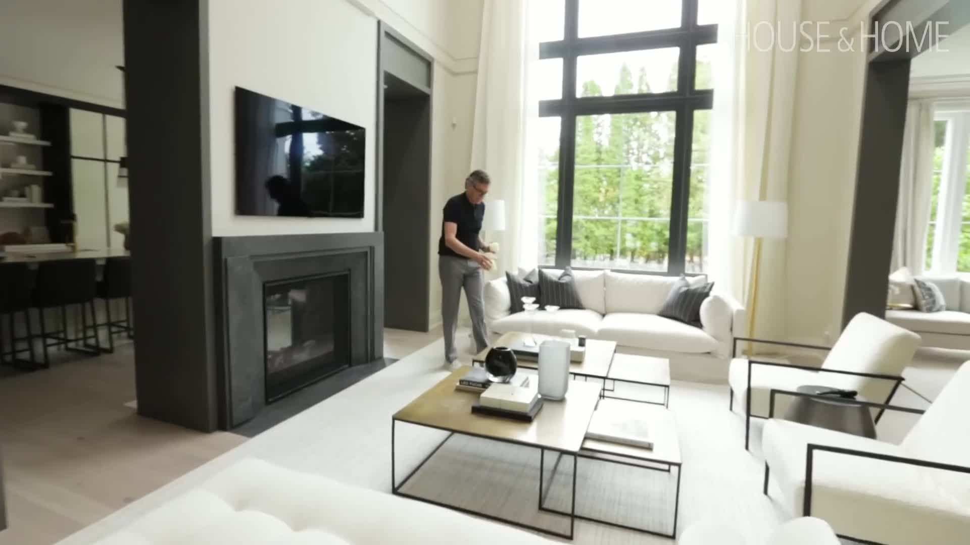 The grand foyer with its glamorous chandelier