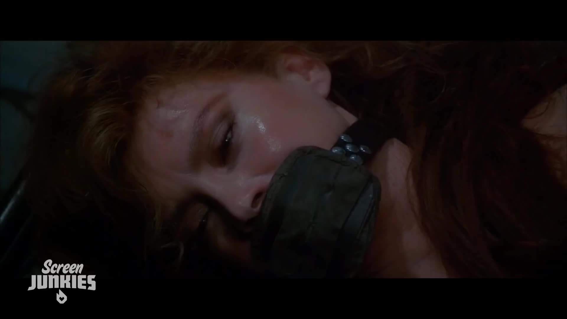 Epic battle scene from Dune, highlighting the impressive visual effects