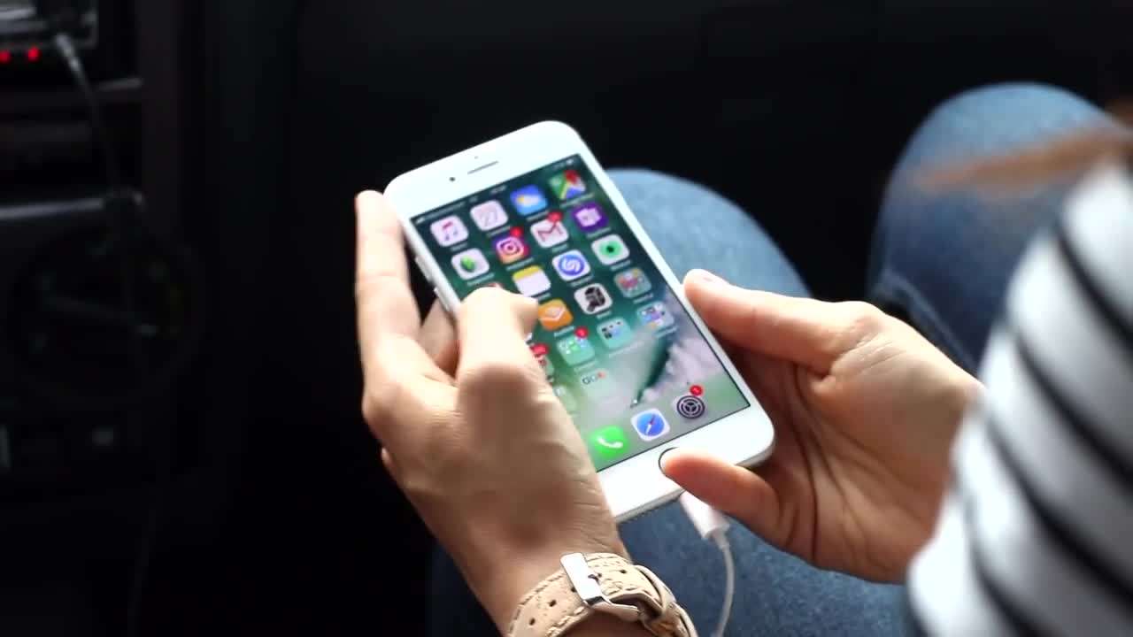 Creating a Vision Board: Manifest Your Dreams