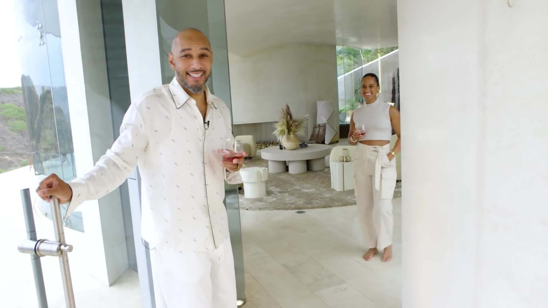 Stunning ocean views from the living area