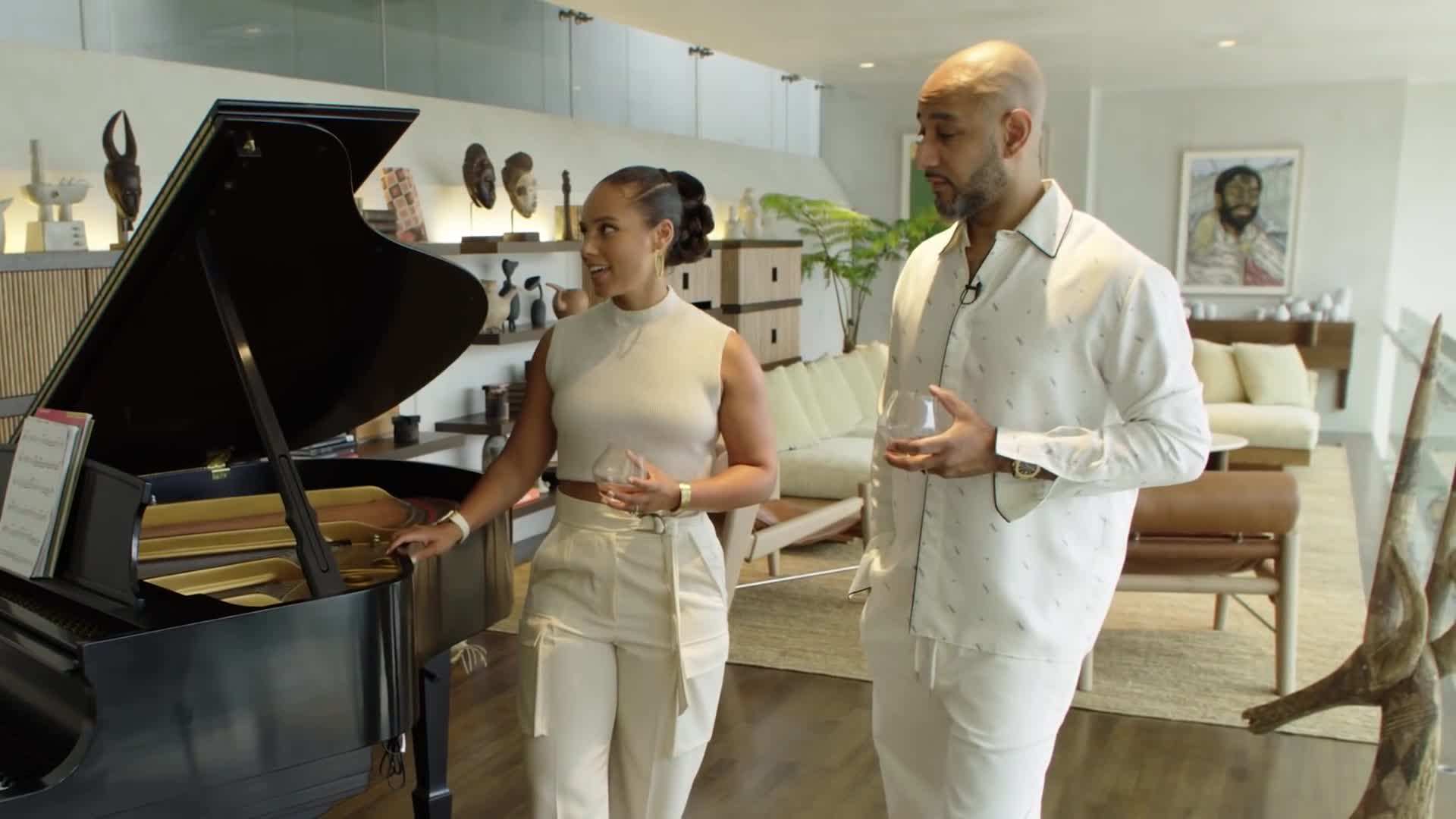 The infinity pool blending seamlessly with the ocean