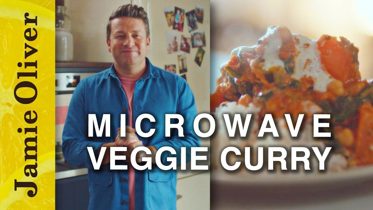 Delicious and Nutritious Microwave Veggie Curry: A Speedy and Affordable Recipe