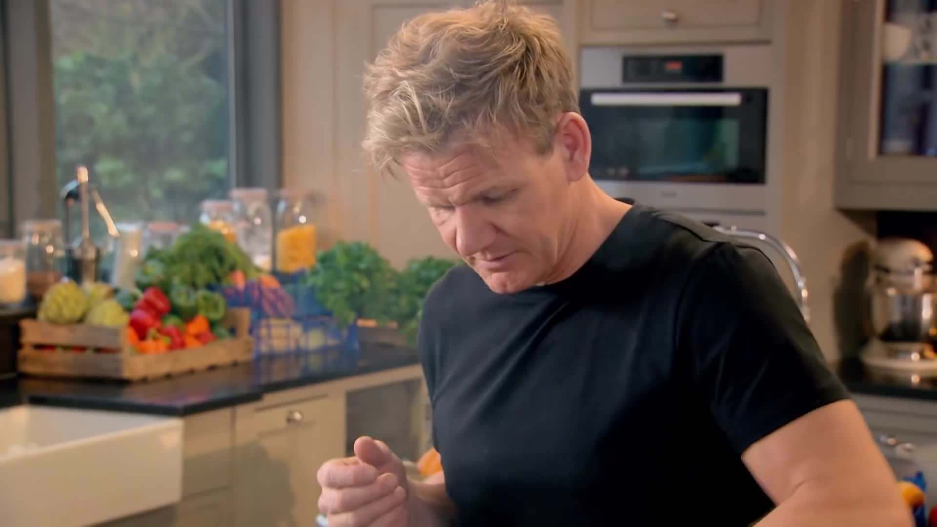 Gordon Ramsay cooking mussels soup