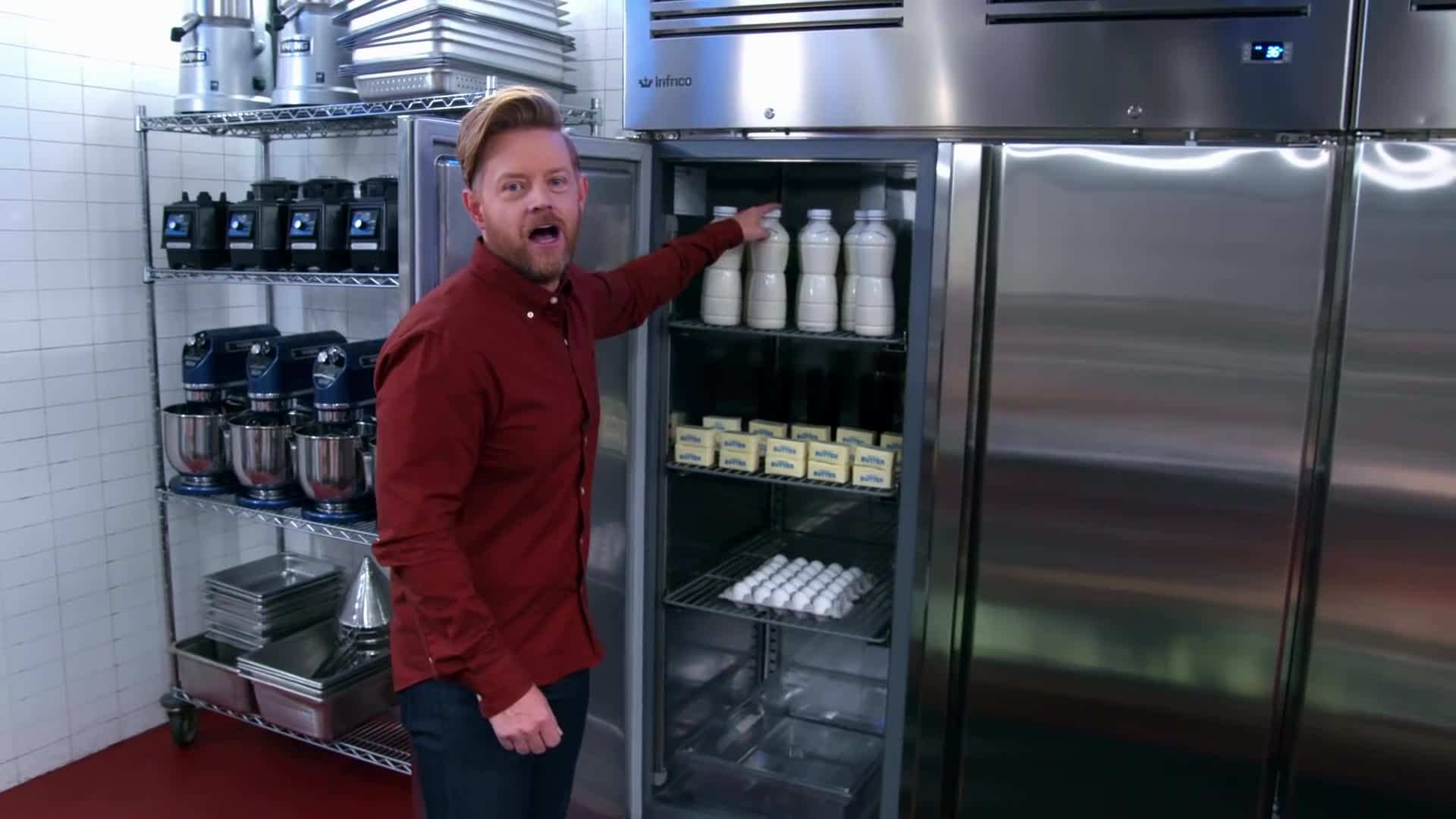 Contestants in action