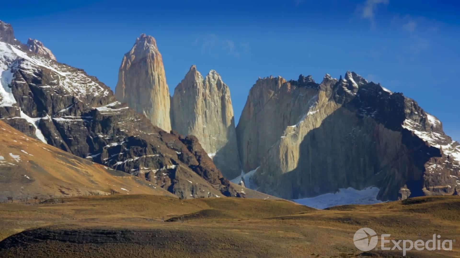 Torres del Paine National Park: Granite peaks and breathtaking lakes