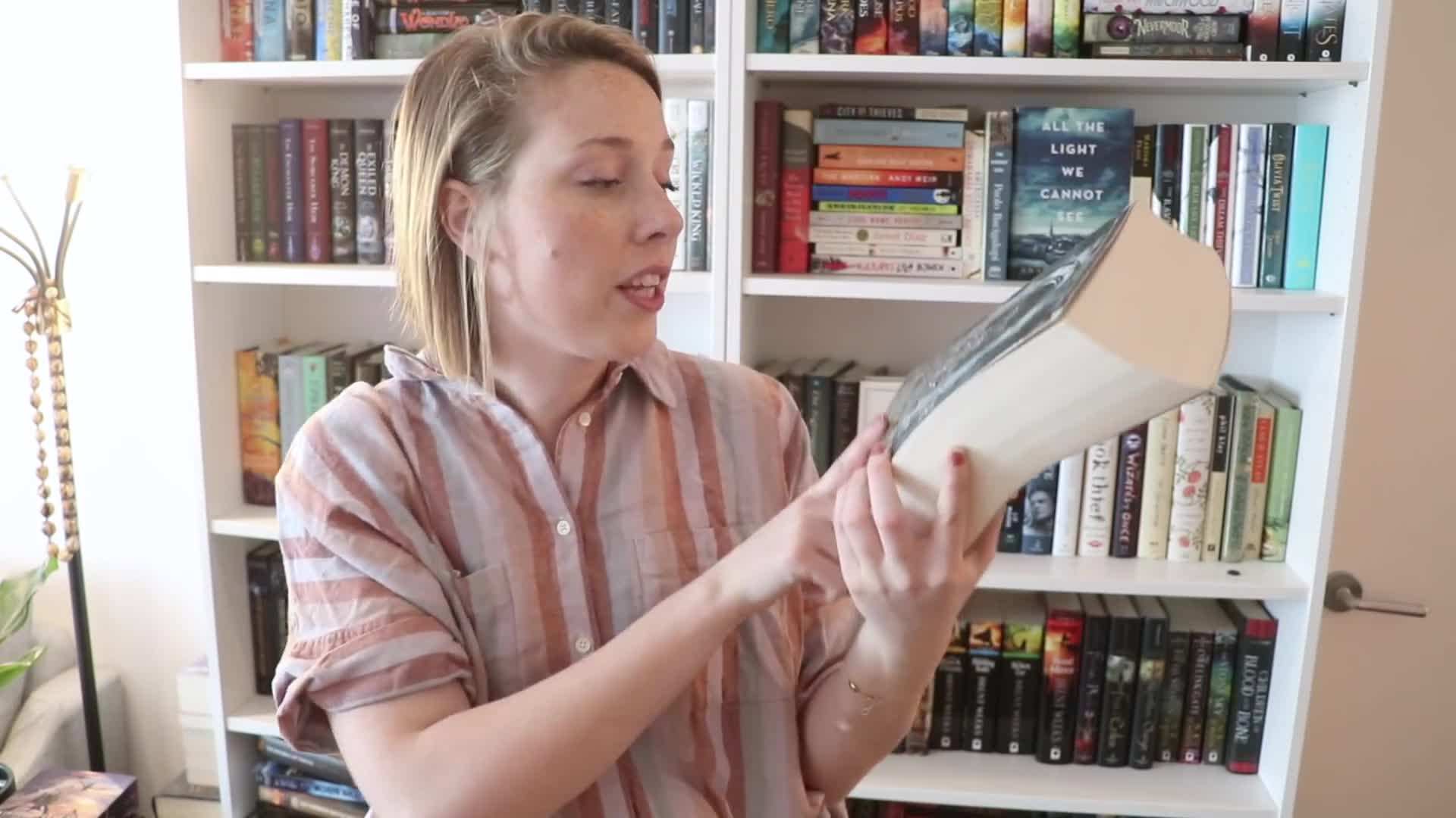 Cover of 'The Hundred Thousand Kingdoms' by N.K. Jemisin