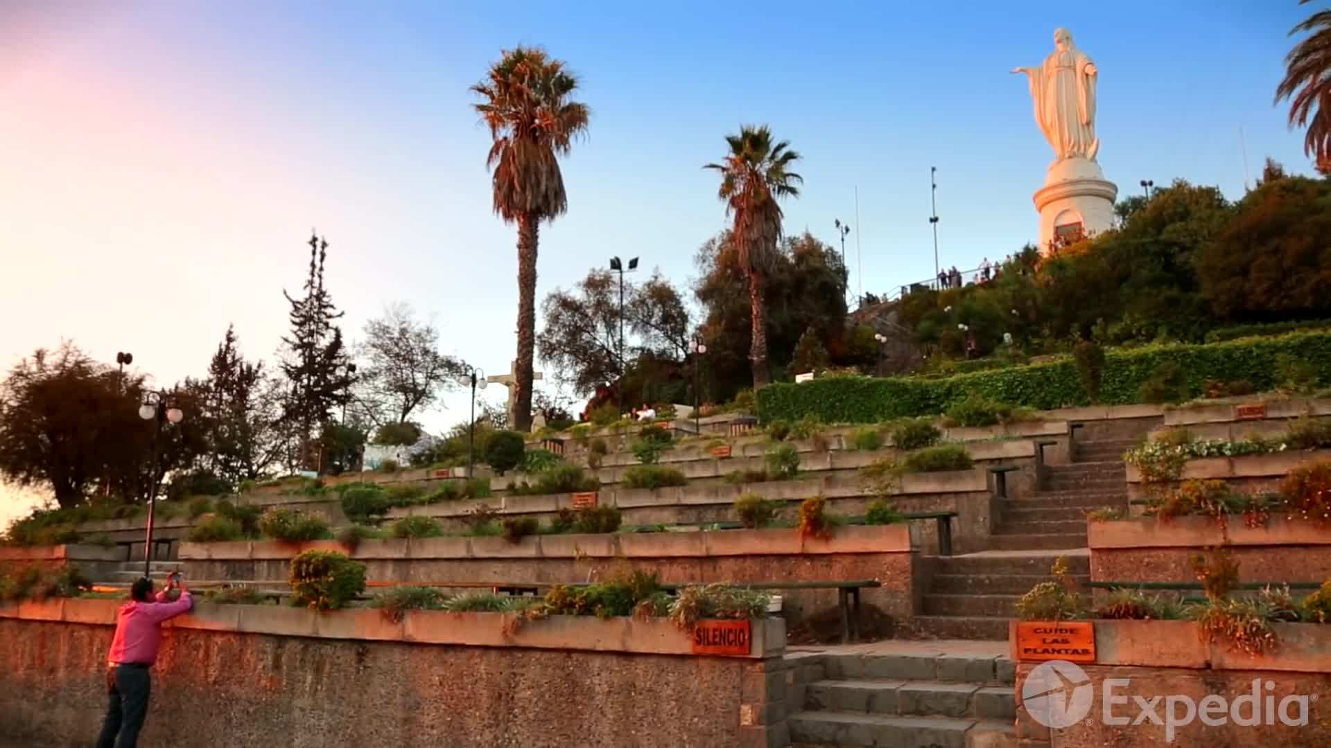 Beautiful views of Santiago from Cerro San Cristóbal