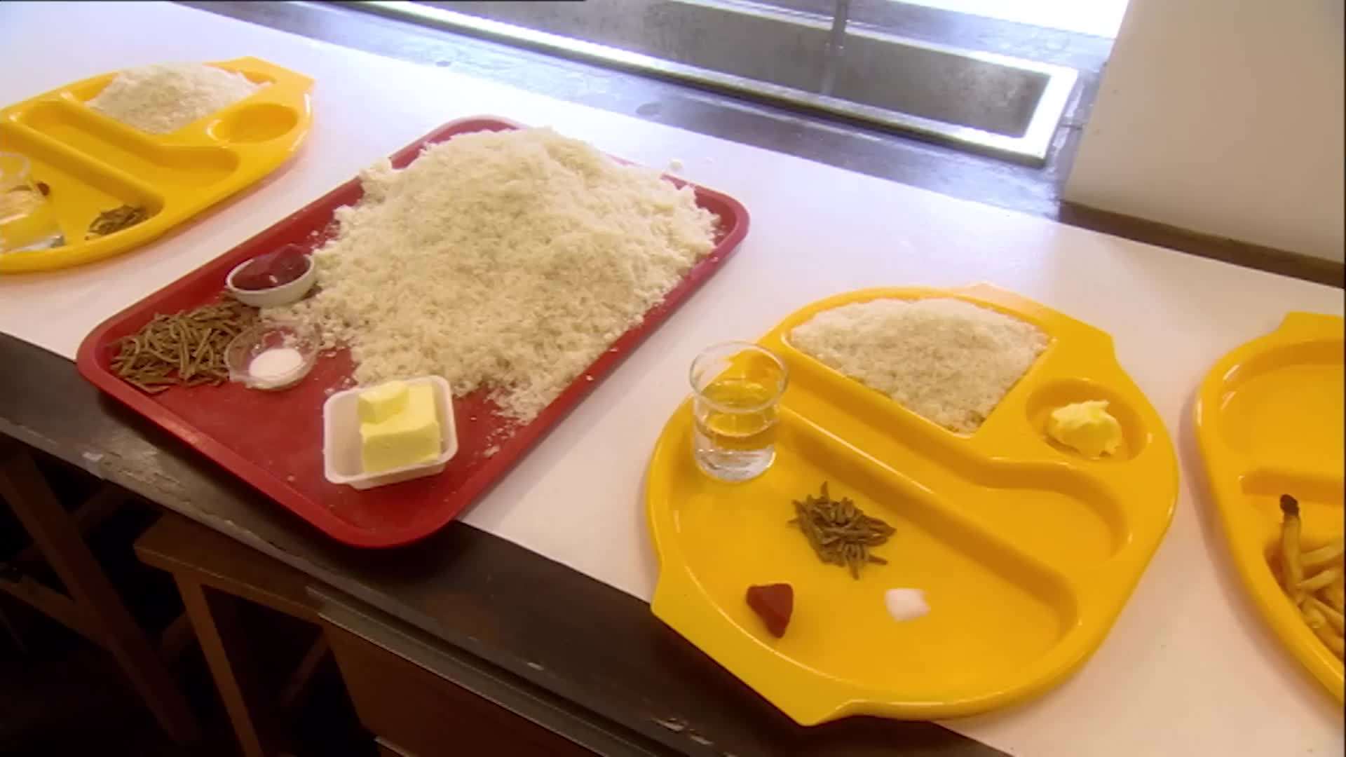 The importance of a balanced diet with fruits and vegetables