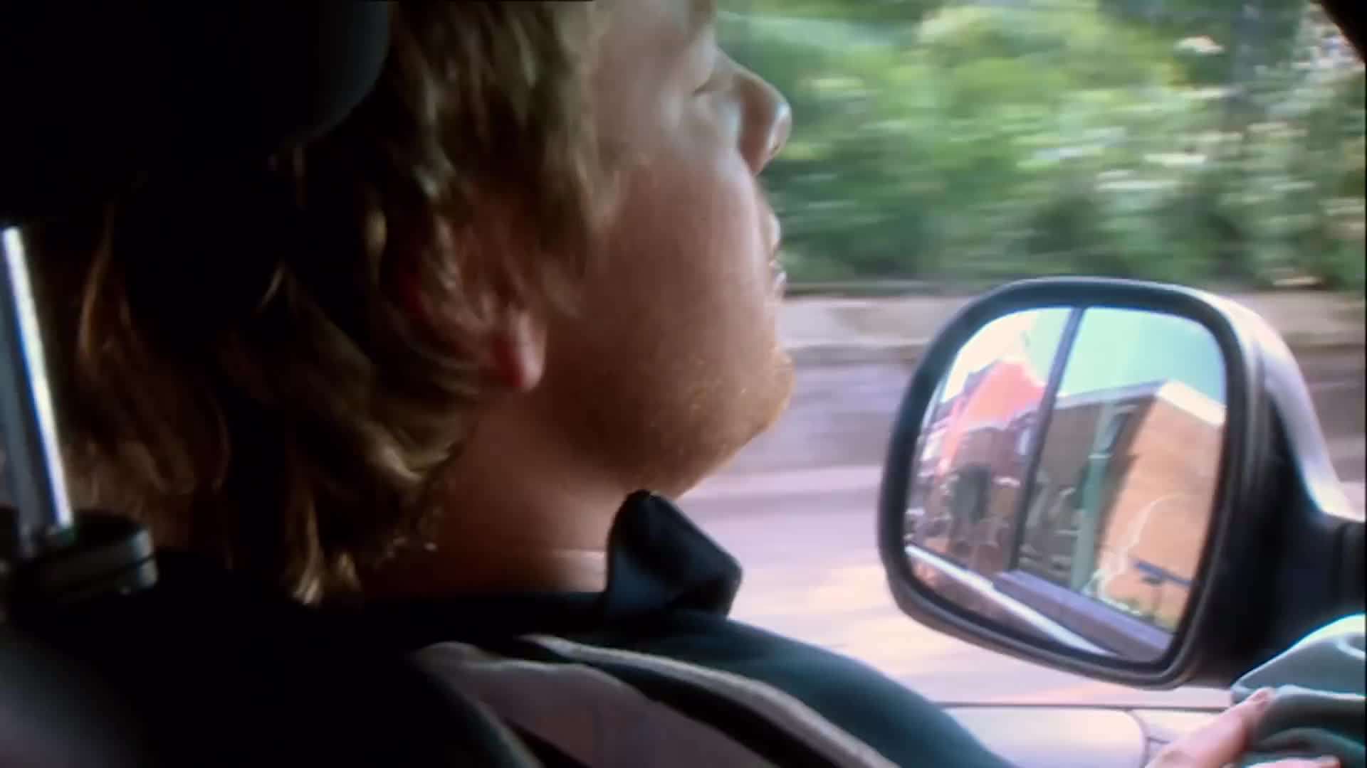 Jamie's transformation into a school dinner lady