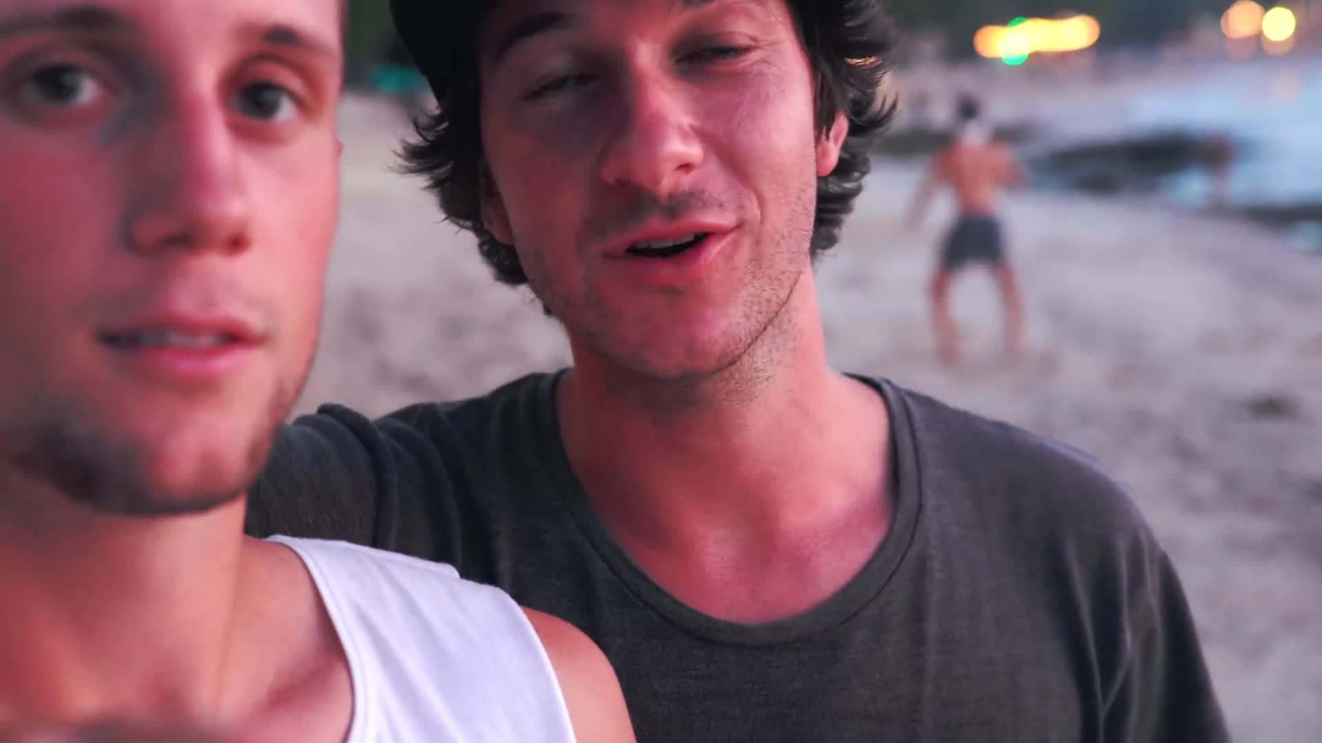 Cliff Jumping Adventure in Nusa Ceningan