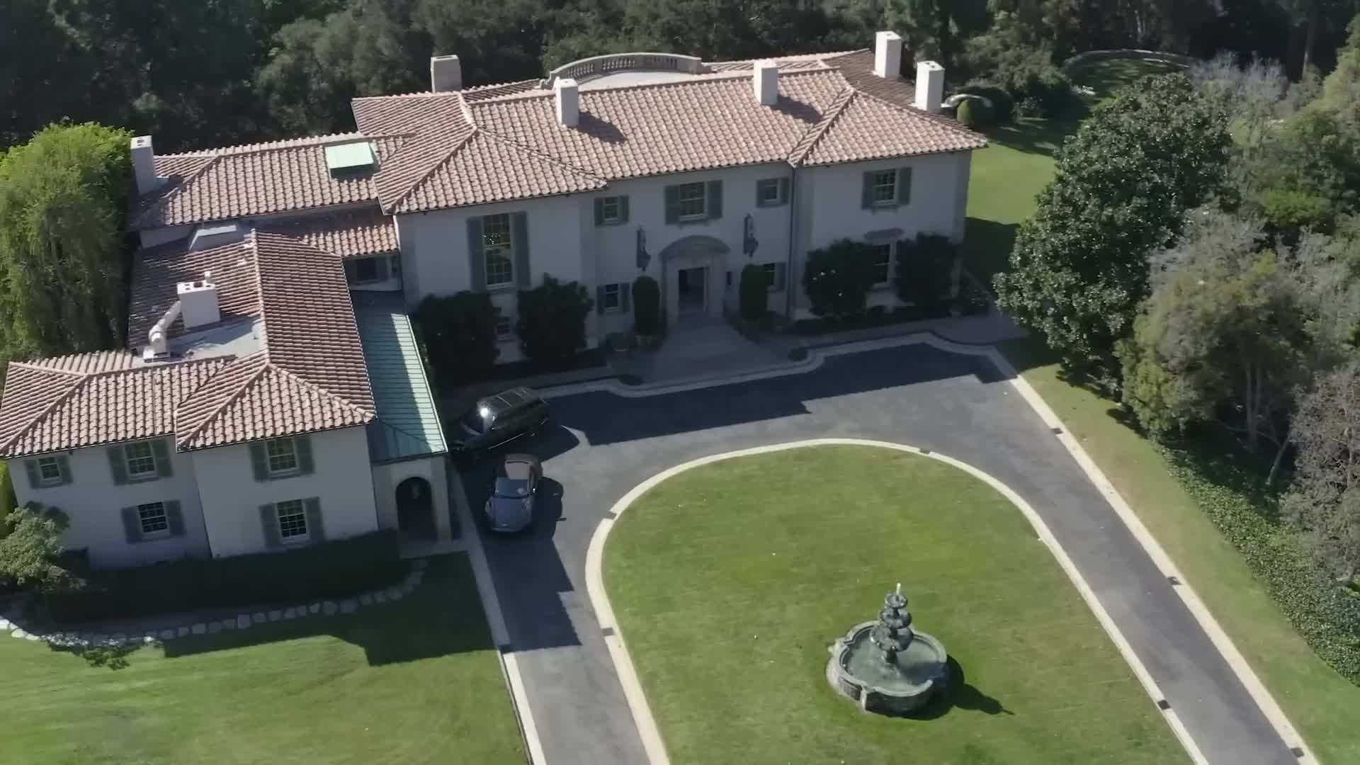 Exterior of 141 S. Carolwood Drive