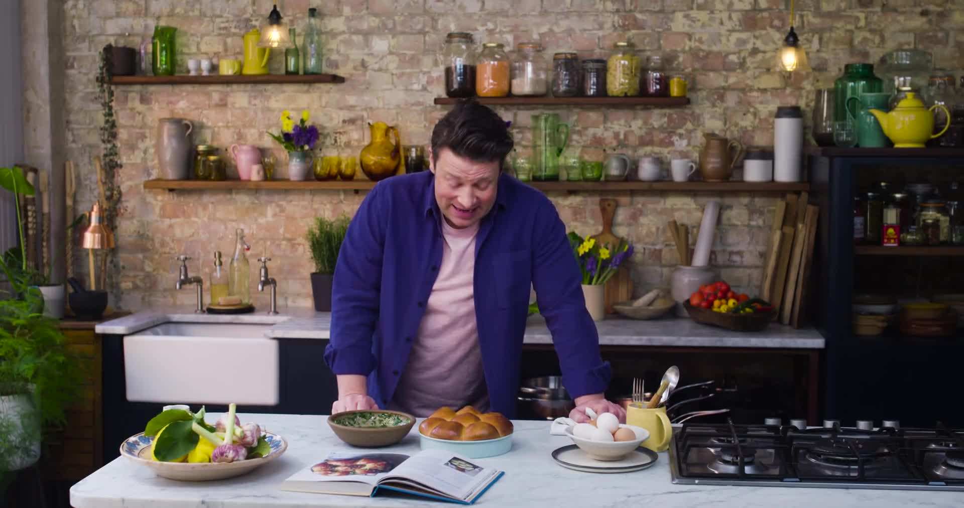 Garlicky parsley oil for Pampushky