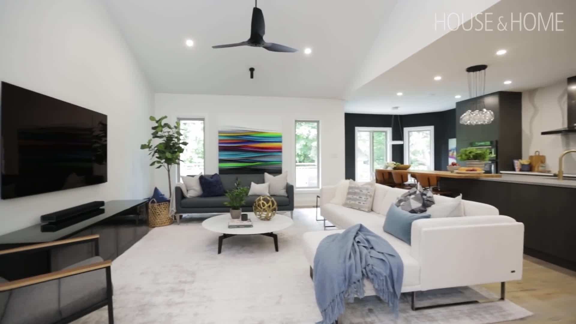 Vaulted Ceilings and Open Concept Layout