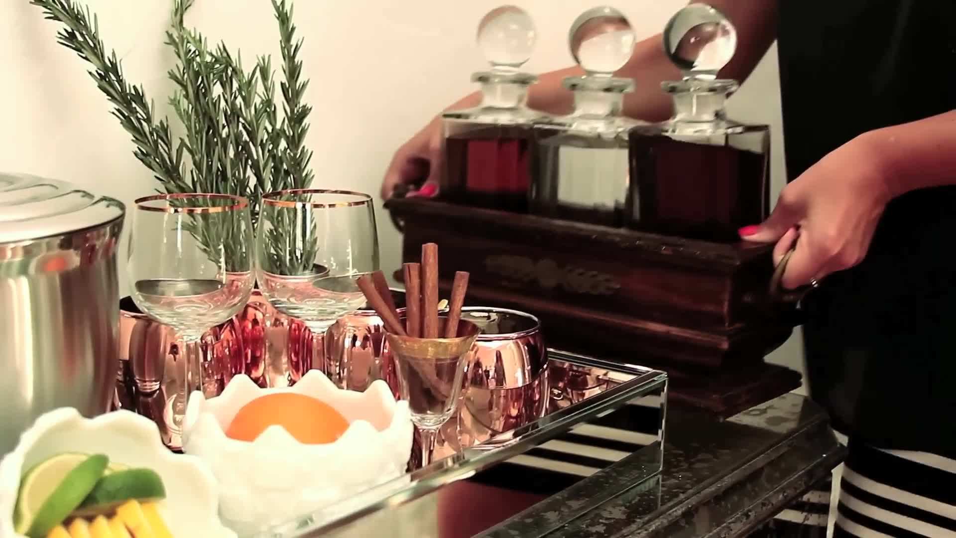 Vintage Decanters for a Touch of Elegance