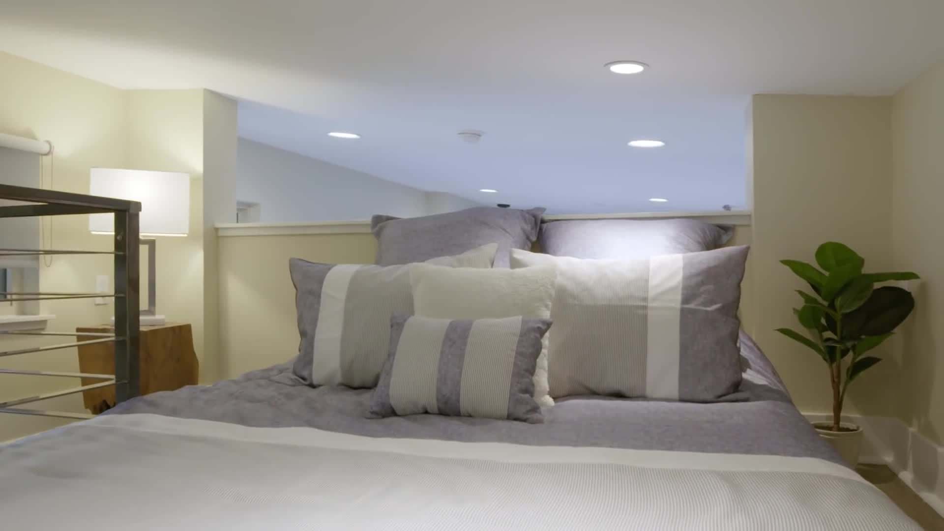 Spacious Loft Bedroom in Tiny House