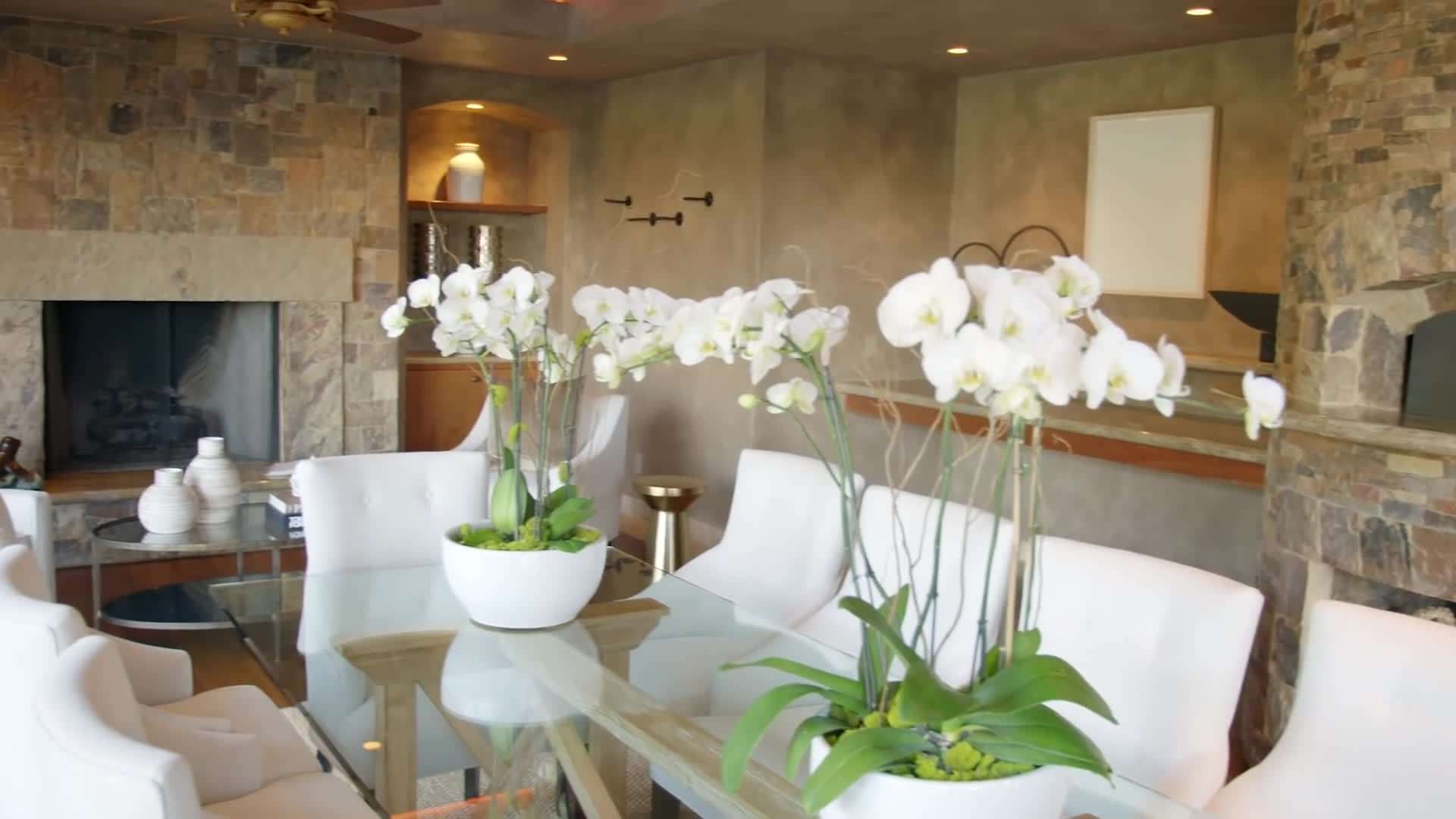 Elegant Formal Dining Room