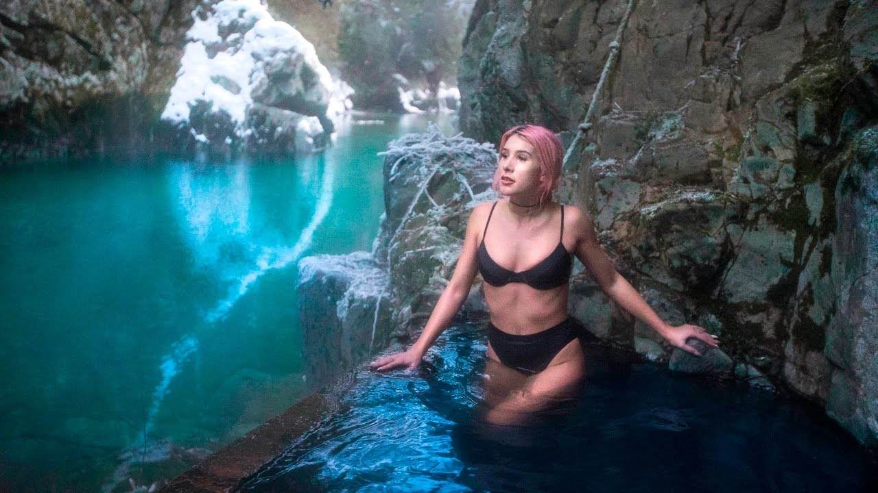 Hidden in the Mountains - Vancouver Helicopter Tour: A Unique Adventure